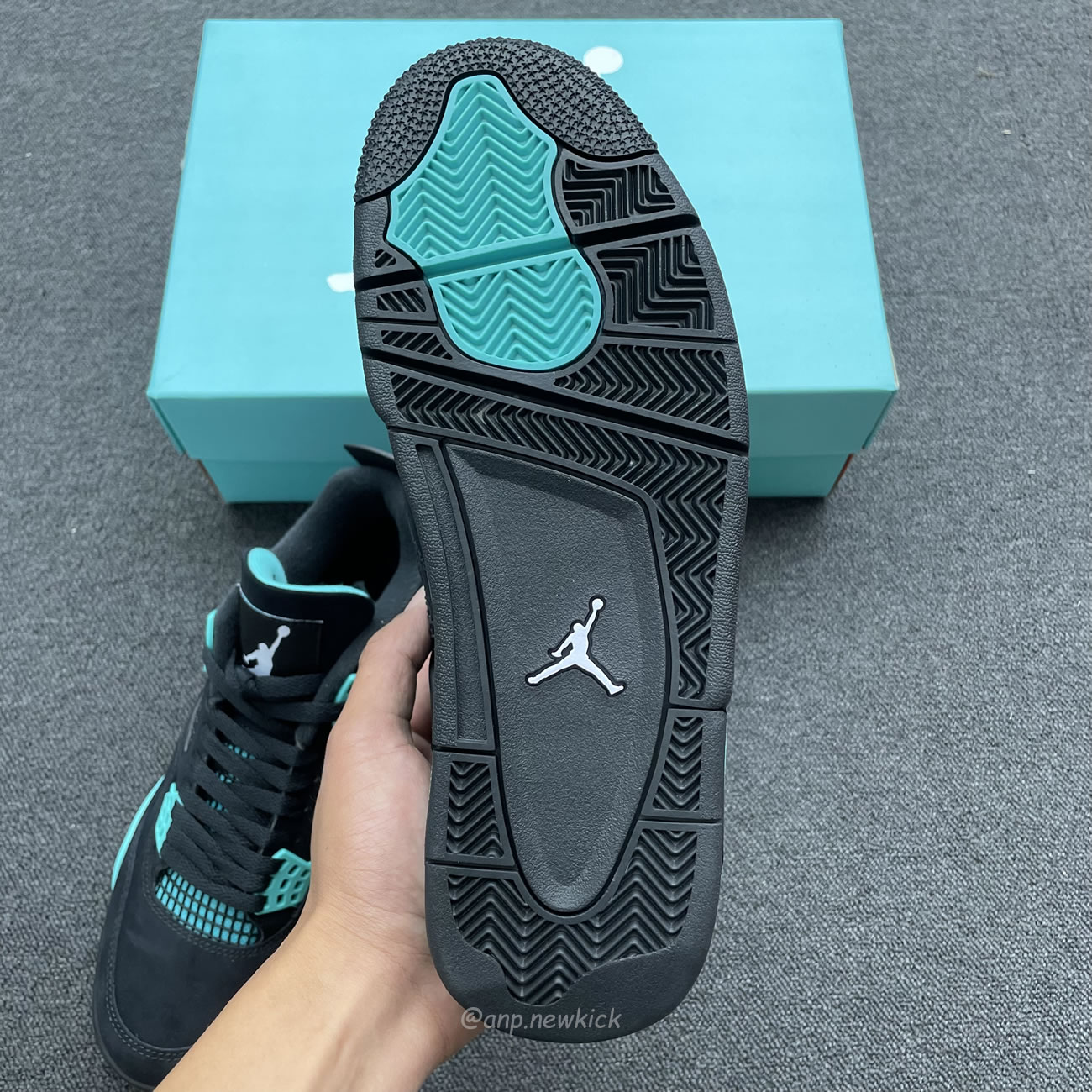 Air Jordan 4 Retro Tiffany Black Green (7) - newkick.vip